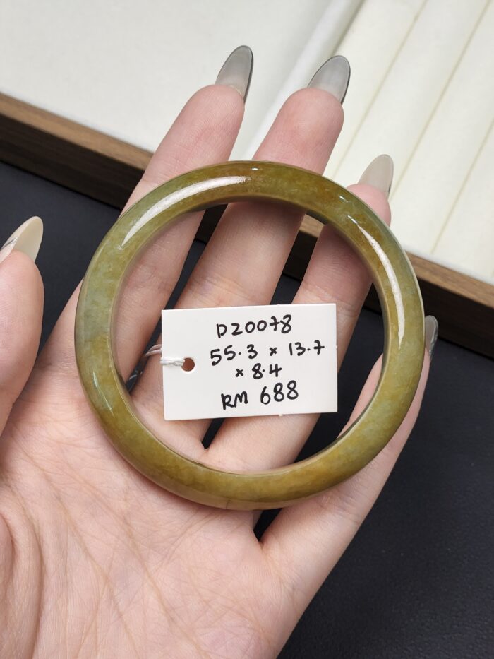 Size 55.3 Olive Green with Mustard Yellow Burmese Jade Bangle (DZ0078)