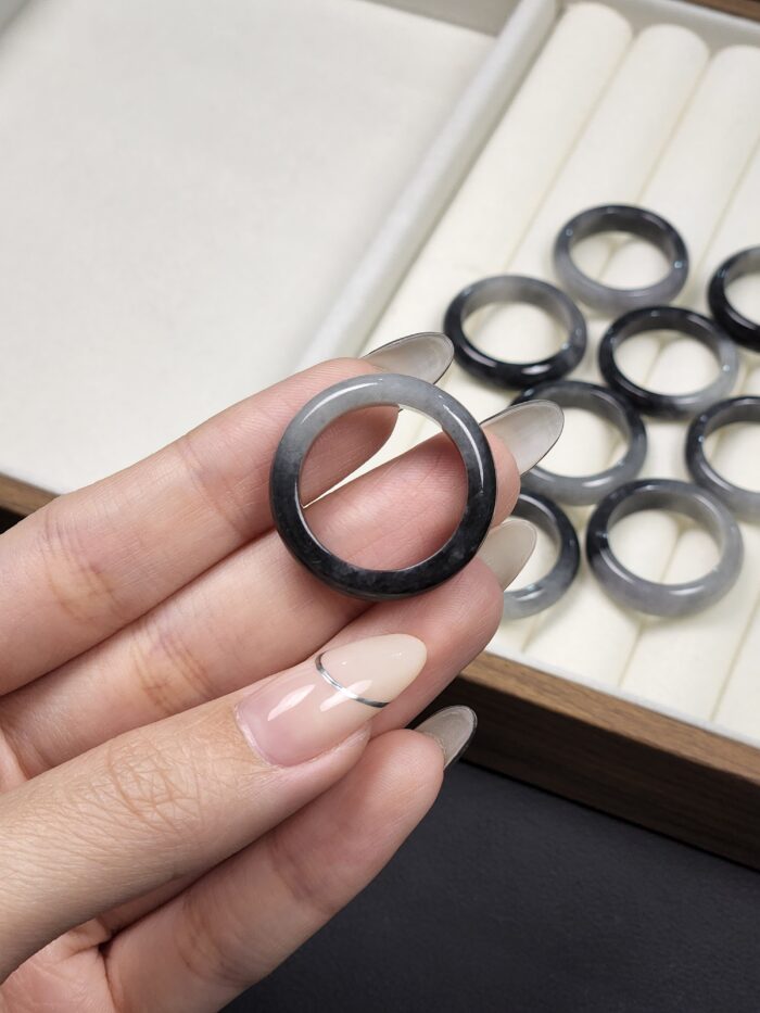 Size HK21 Half Bowl Grey with Black Wuji Jade Ring